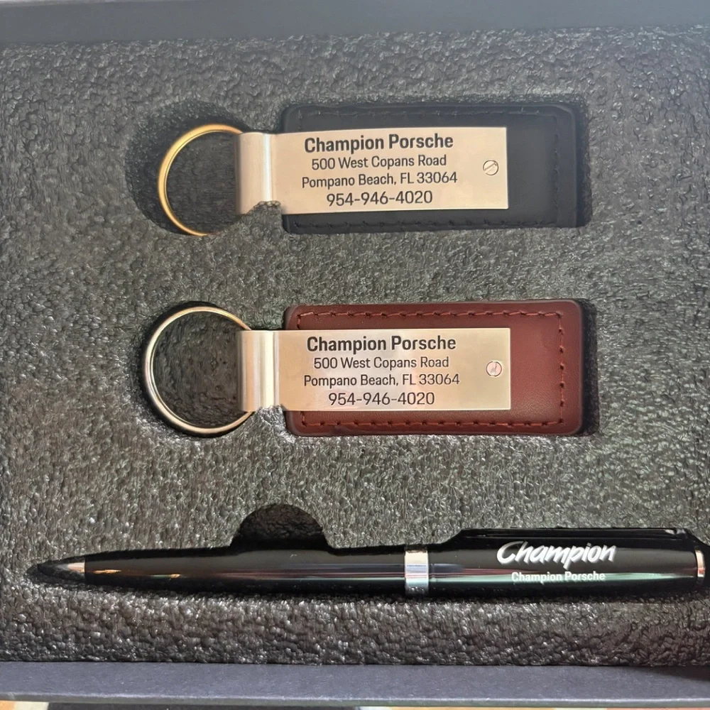 Porsche keychain ballpoint pen gift set